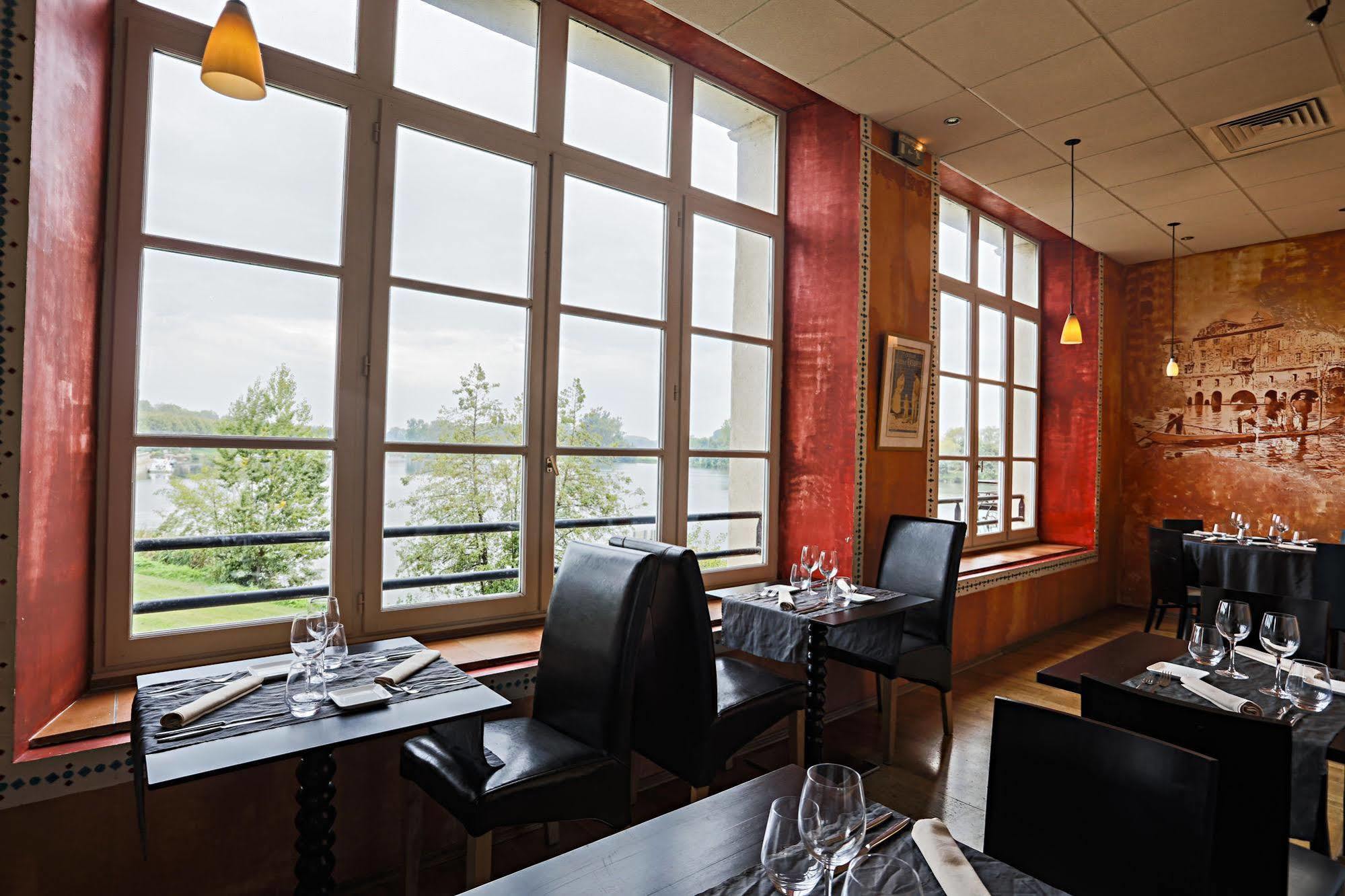 & Le Moulin De Hotel Moissac